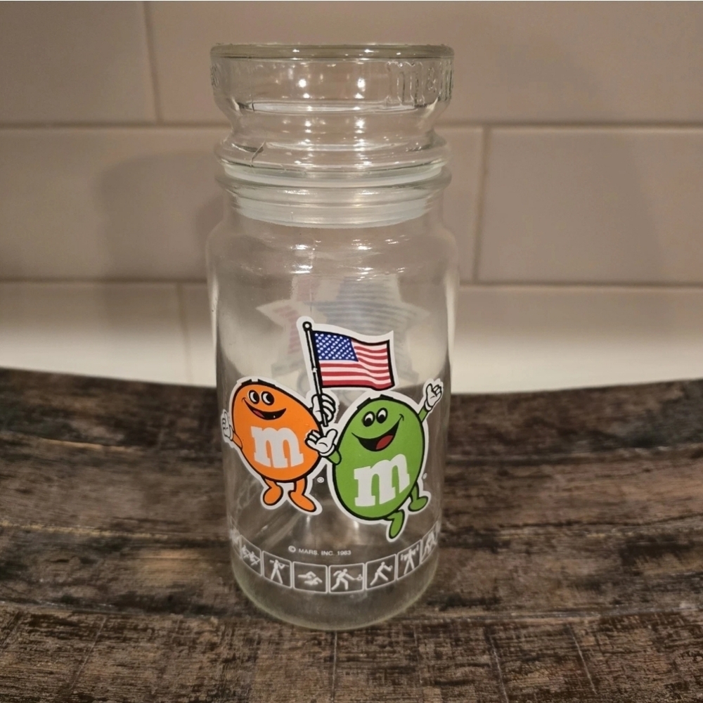 Vintage 1984 Commerative Los Angeles Olympics M&m Glass Jar With Lid
